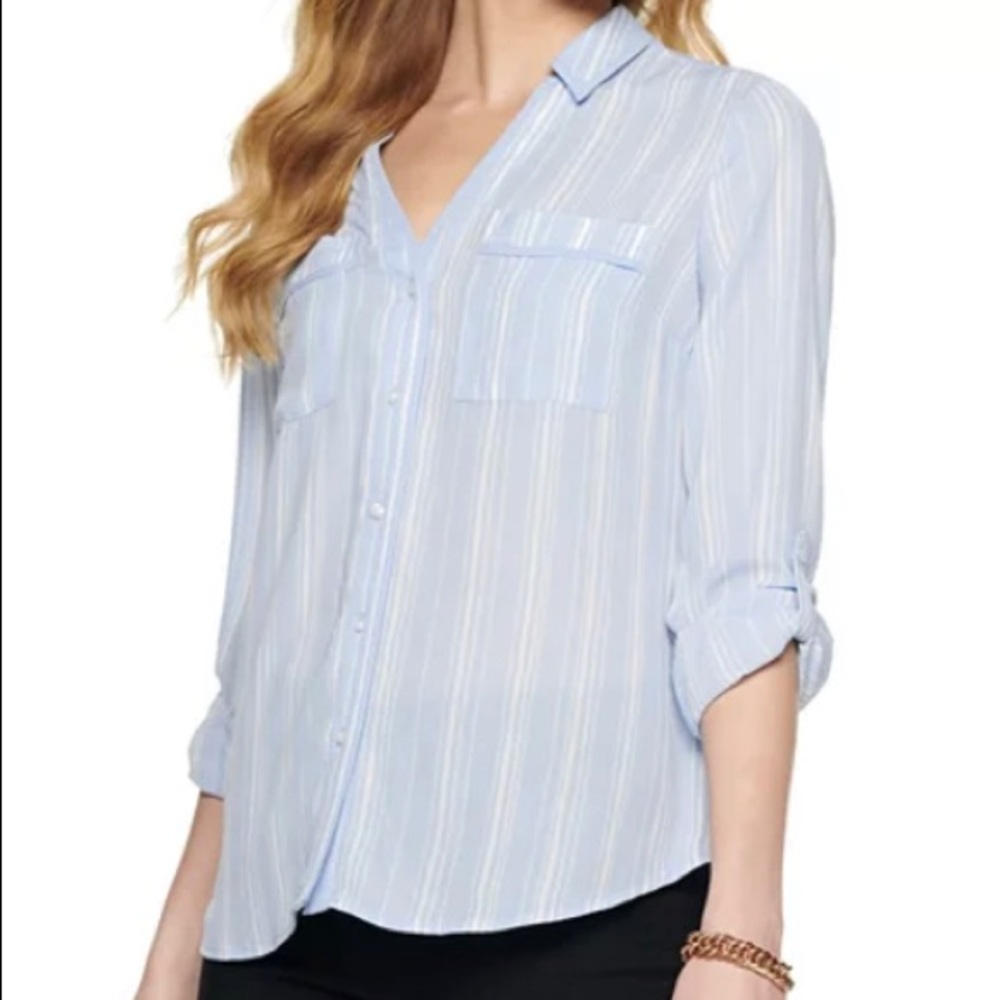 Candie’s Roll-tab blouse